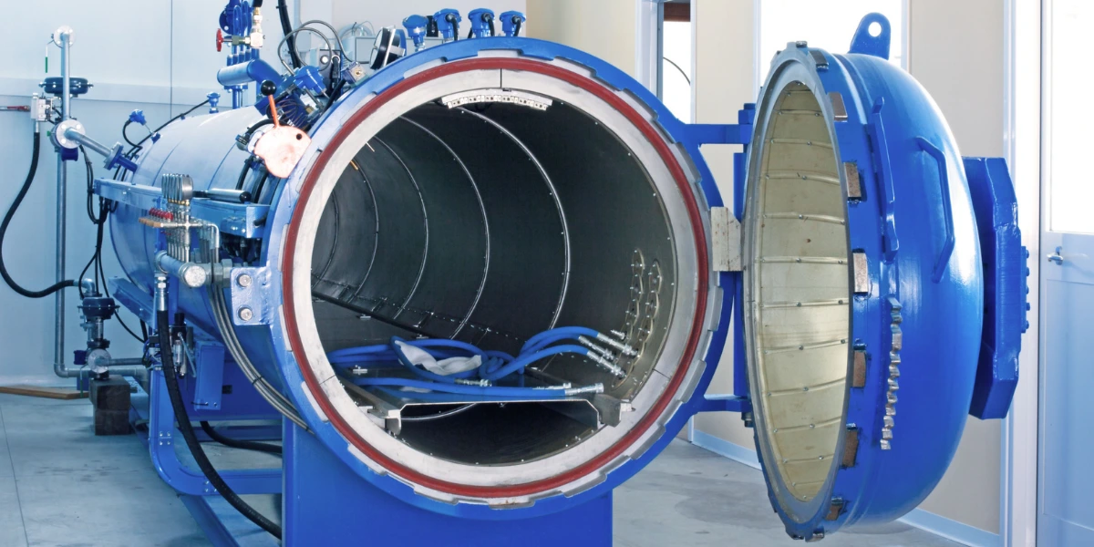 Autoclave Molding Process for High-Quality Composites
